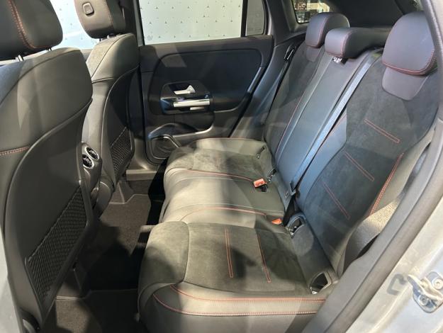 MERCEDES-BENZ GLA 180   Star Edition