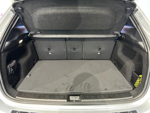 MERCEDES-BENZ GLA 180   Star Edition