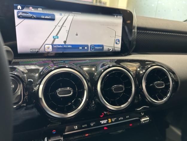 MERCEDES-BENZ A 180   Business Line