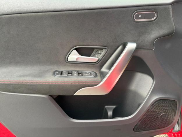 MERCEDES-BENZ A-Klasse Mercedes-AMG A 35 4MATIC