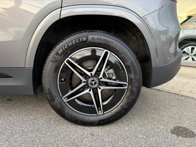 MERCEDES-BENZ EQA EQA 300 4MATIC
