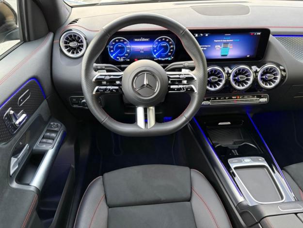 MERCEDES-BENZ EQA EQA 300 4MATIC