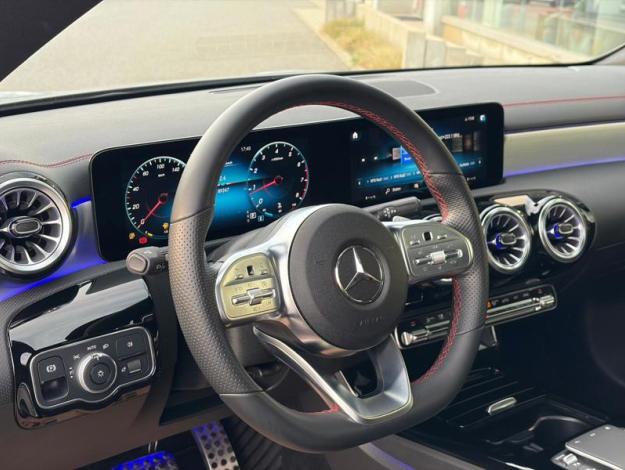 MERCEDES-BENZ CLA-Klasse CLA 180 Shooting Brake