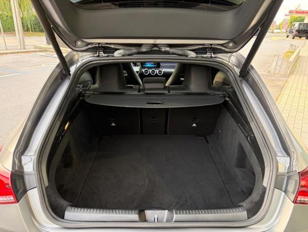 MERCEDES-BENZ CLA-Klasse CLA 180 Shooting Brake