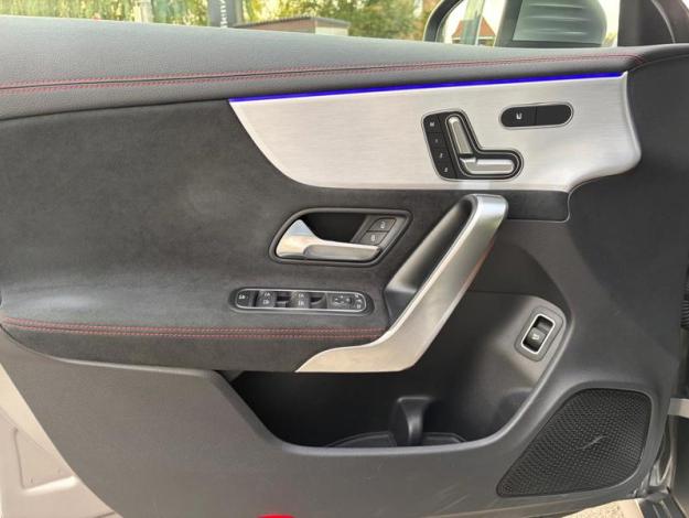 MERCEDES-BENZ CLA-Klasse CLA 180 Shooting Brake