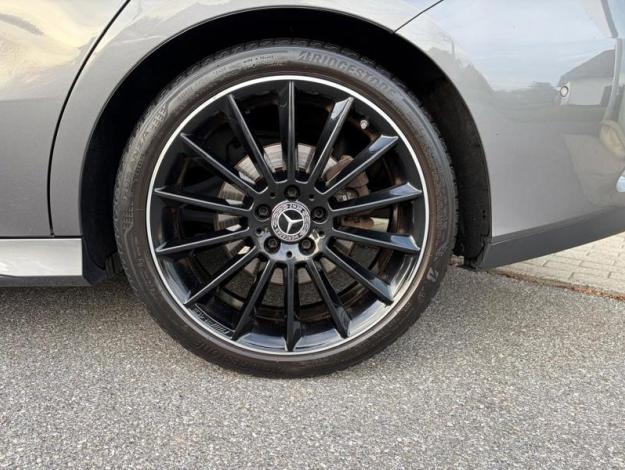 MERCEDES-BENZ CLA-Klasse CLA 180 Shooting Brake