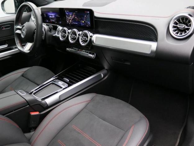 MERCEDES-BENZ EQB 250 + AMG Pack Night 7places Pano  