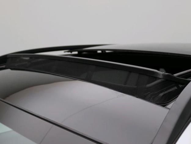 MERCEDES-BENZ EQB 250 + AMG Pack Night 7places Pano  