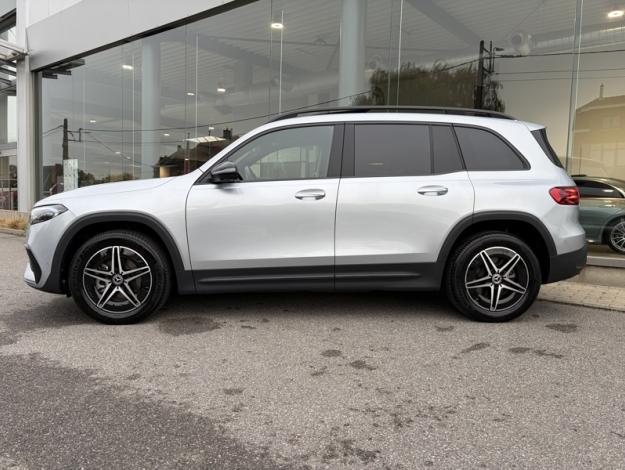 MERCEDES-BENZ EQB 250 + AMG Pack Night 7places Pano  