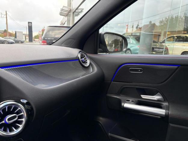 MERCEDES-BENZ GLA-Klasse GLA 200 Off-Roader