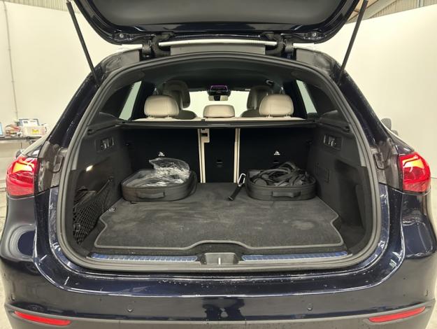 MERCEDES-BENZ GLC 300 de 4MATIC Luxury Line  