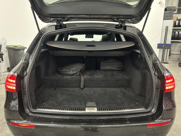 MERCEDES-BENZ E 300 de Break AMG Line  