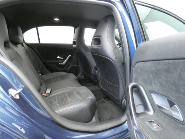 MERCEDES-BENZ Classe A 180 AMG Line  