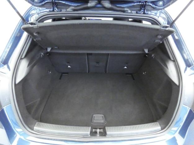 MERCEDES-BENZ Classe A 180 AMG Line  