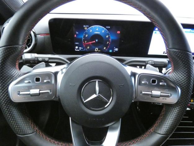 MERCEDES-BENZ Classe A 180 AMG Line  