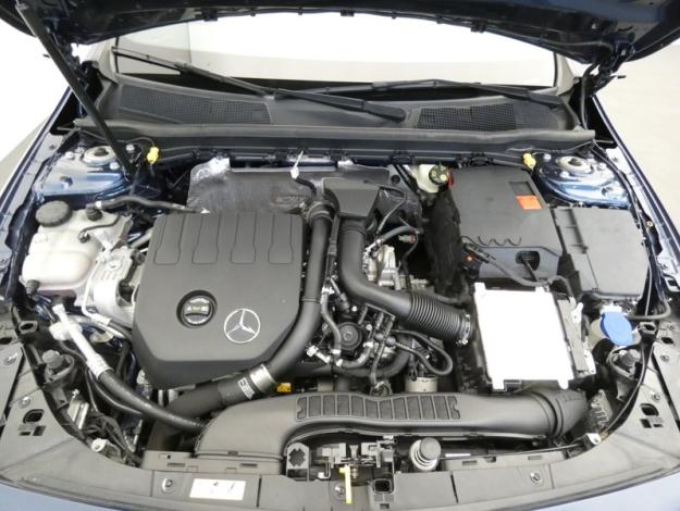 MERCEDES-BENZ Classe A 180 AMG Line  