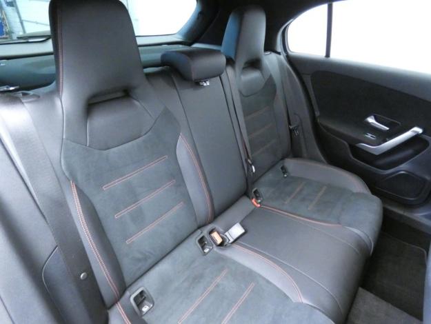 MERCEDES-BENZ Classe A 180 AMG Line  