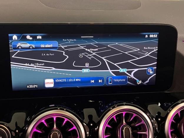 MERCEDES-BENZ GLA 200 d AMG Line  