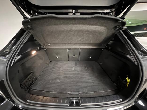 MERCEDES-BENZ GLA 200 d AMG Line  