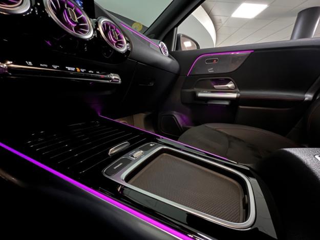 MERCEDES-BENZ GLA 200 d AMG Line  