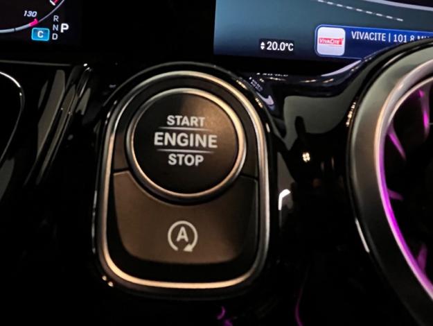 MERCEDES-BENZ GLA 200 d AMG Line  