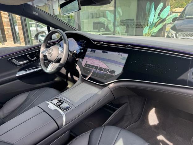 MERCEDES-BENZ EQE 300 AMG Line "Tech Edition" + HyperScreen - 5 ans GARANTIE !! 