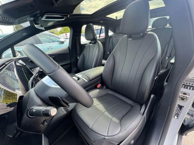 MERCEDES-BENZ EQE 300 AMG Line "Tech Edition" + HyperScreen - 5 ans GARANTIE !! 