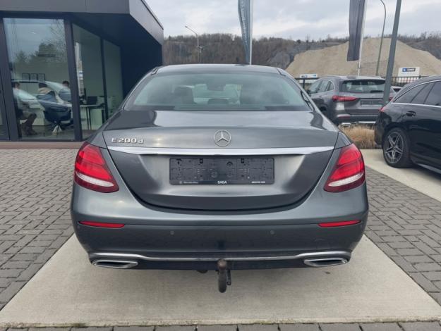 MERCEDES-BENZ E-Klasse E 200 d