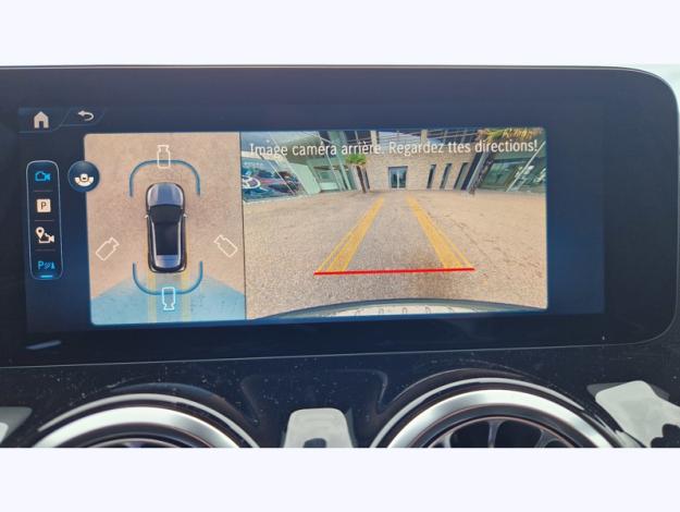 MERCEDES-BENZ GLA 200 d AMG Line  GLA 200 d AMG Line