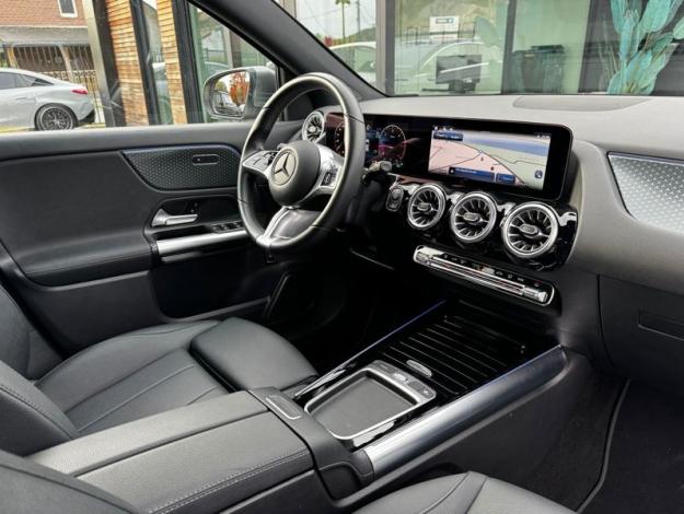 MERCEDES-BENZ GLA 180 d Luxury Line  