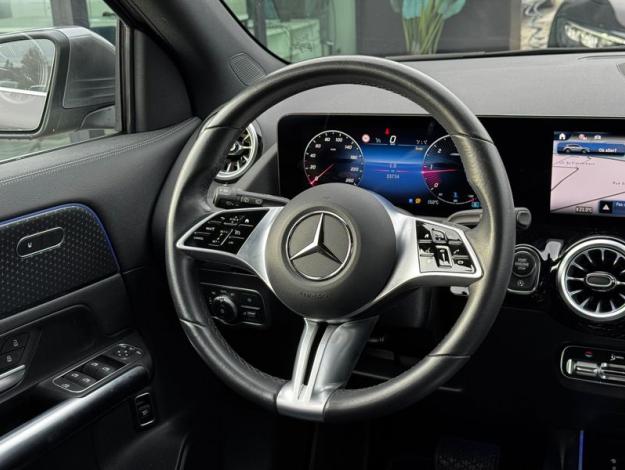MERCEDES-BENZ GLA 180 d Luxury Line  