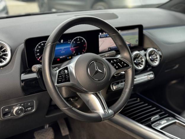 MERCEDES-BENZ GLA 180 d Luxury Line  