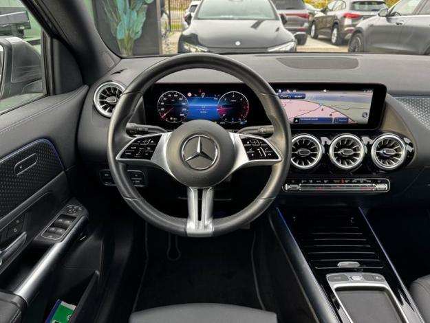 MERCEDES-BENZ GLA 180 d Luxury Line  