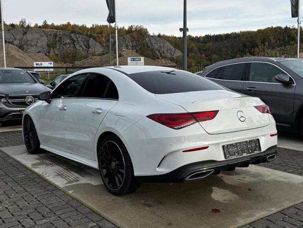 MERCEDES-BENZ CLA 200 d AMG Line  