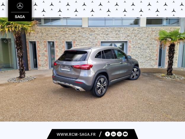 MERCEDES-BENZ GLA 180 Progressive Line  GLA 180 Progressive Line