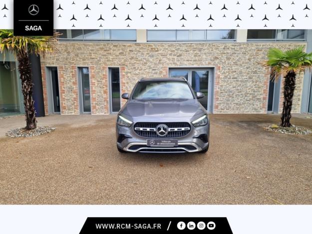 MERCEDES-BENZ GLA 180 Progressive Line  GLA 180 Progressive Line