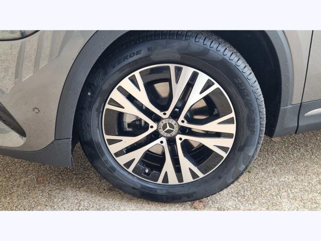 MERCEDES-BENZ GLA 180 Progressive Line  GLA 180 Progressive Line