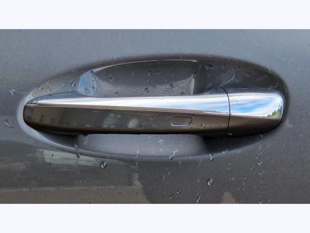 MERCEDES-BENZ GLA 180 Progressive Line  GLA 180 Progressive Line