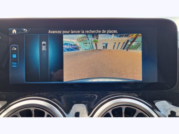 MERCEDES-BENZ GLA 180 Progressive Line  GLA 180 Progressive Line