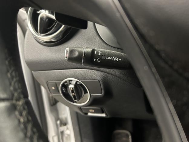 MERCEDES-BENZ GLA-Klasse GLA 180 Off-Roader