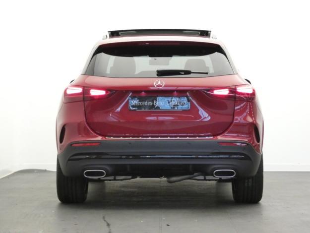MERCEDES-BENZ GLA 200 d AMG Line  GLA 200 d AMG Line