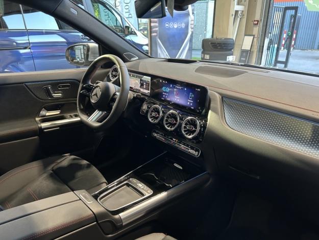 MERCEDES-BENZ EQA 250 +  