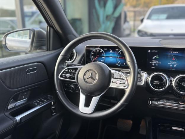 MERCEDES-BENZ GLB 180 d Business Line  