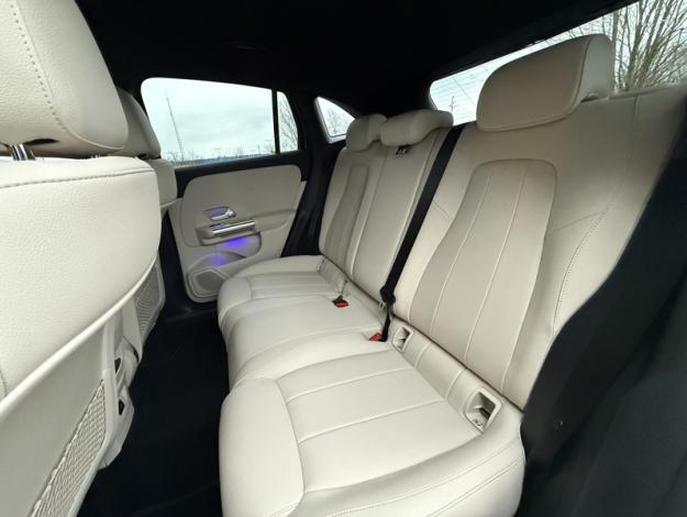 MERCEDES-BENZ GLA 250 e Progressive Line  