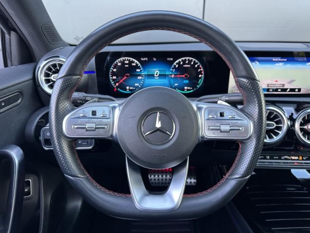 MERCEDES-BENZ Classe A 250 e AMG Line  