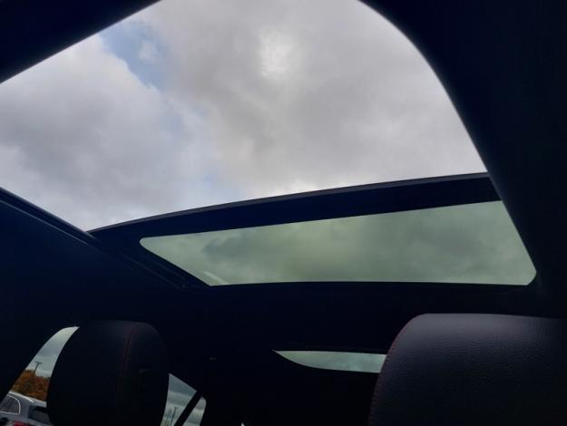 MERCEDES-BENZ GLA 250 e Hybrid EQ AMG Line  