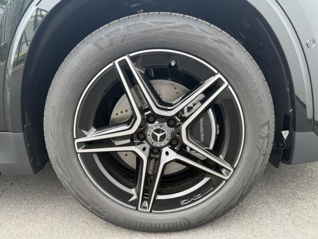 MERCEDES-BENZ GLA 200 d AMG Line  GLA 200 d AMG Line