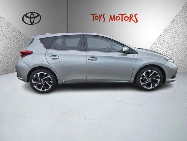 TOYOTA Auris 1.8 HYBRID 136h DESIGN  