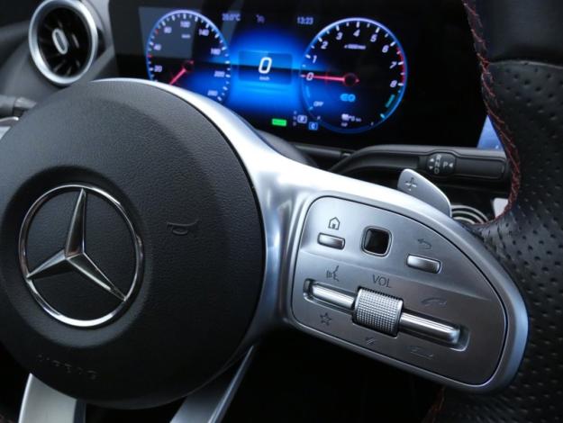 MERCEDES-BENZ Classe B 250 e AMG Line  