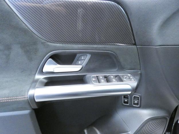 MERCEDES-BENZ Classe B 250 e AMG Line  